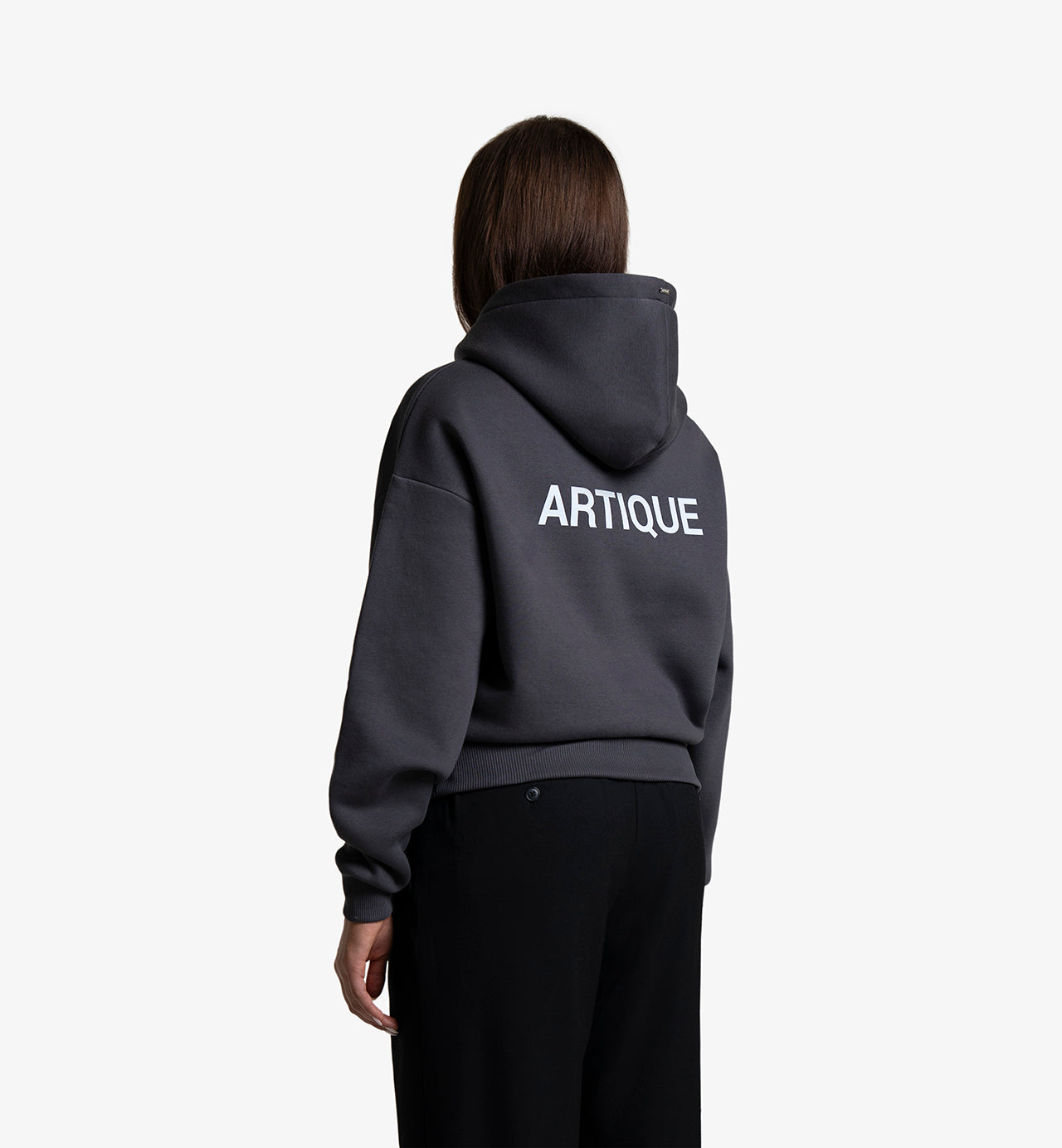 SIGNATURE HOODIE